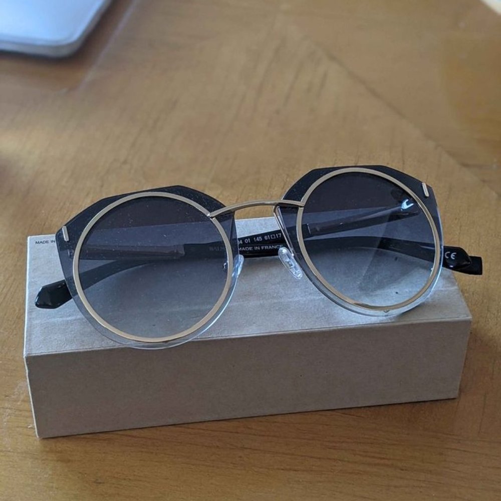 Balmain Monture Black and Gold Hexagon Sunglasses